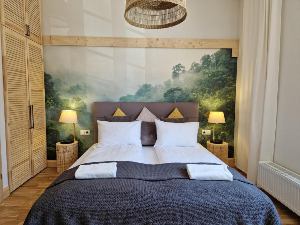 Live & Travel Apartments Waterlane Vintage Гданьск Экстерьер фото