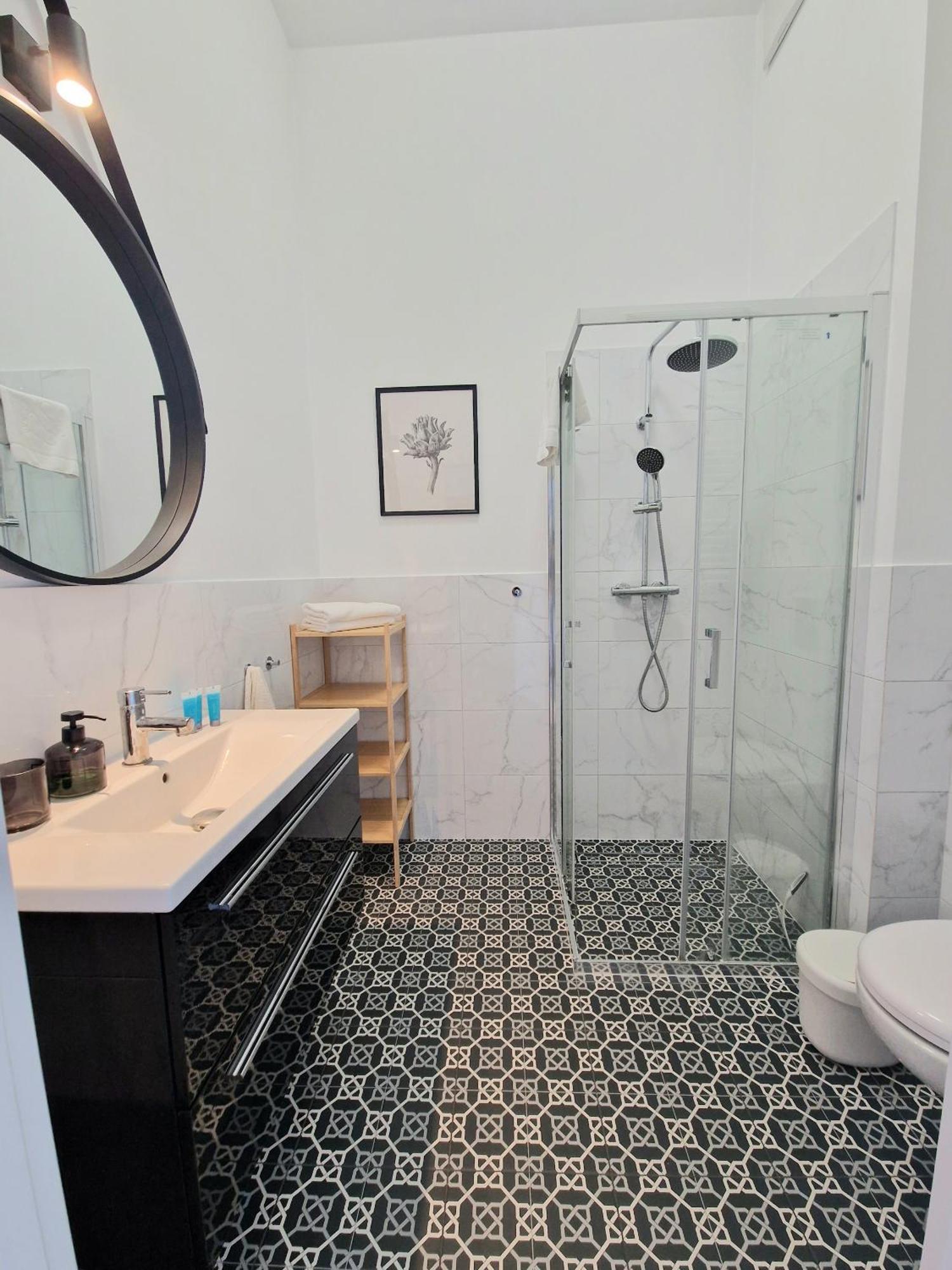 Live & Travel Apartments Waterlane Vintage Гданьск Экстерьер фото